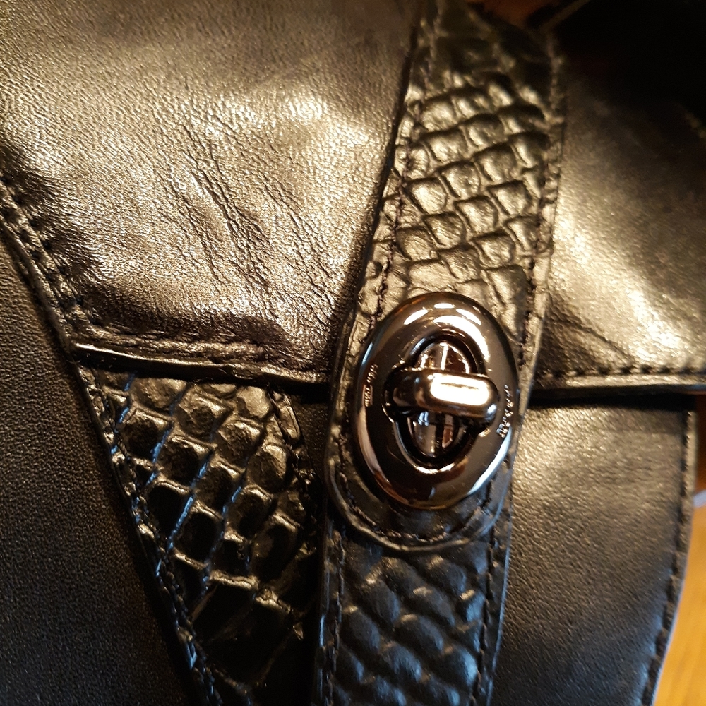 EUC Coach Patricia Leather Blk Booties 9M - Picture 15 of 16